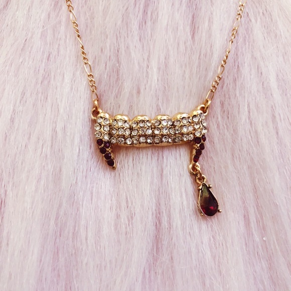 H&M Jewelry Nwt The Vampires Wife X Hm Vampire Fang Necklace